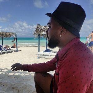 Meet your Posher, Osmel javier